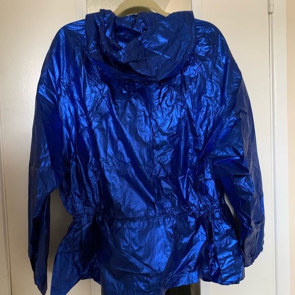 DKNY Windbreaker Half-Zip - Picture 6 of 6
